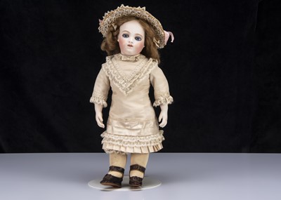 Lot 23 - A rare small size Bru Brevete bebe