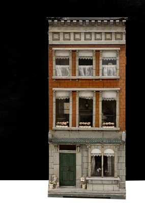 Lot 145 - A 19th century Silber & Fleming type box back dolls’ town house
