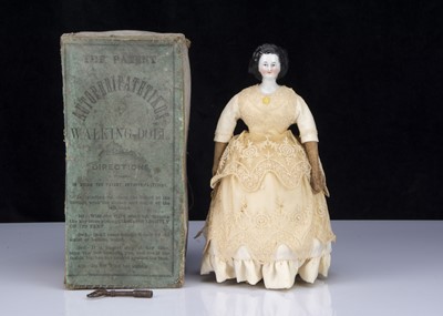 Lot 275 - A rare boxed Autoperipatetikos china shoulder-head walking doll