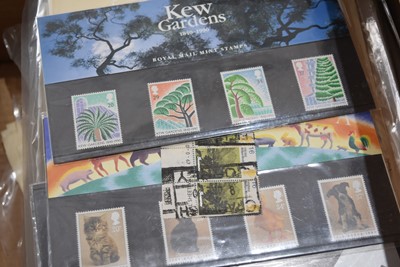 Lot 181 - A collection of Victorian and Later loose stamps