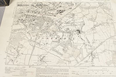 Lot 305 - A quantity of 1930s Maps