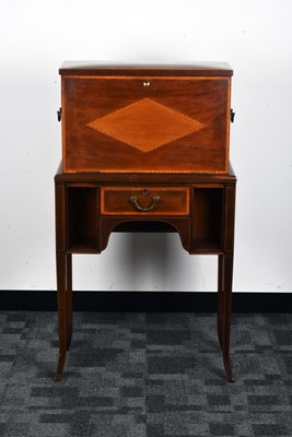 Lot 59 - An Edwardian mahogany bonheur du jour writing desk