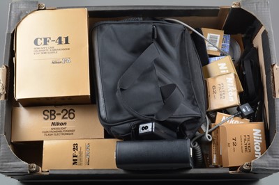 Lot 21 - Nikon Accessories