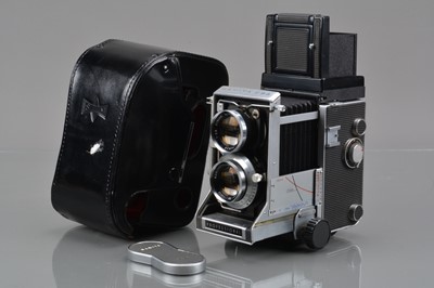 Lot 297 - A Mamiya C33 Professional TLR Camera