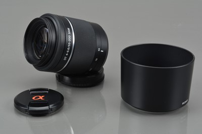 Lot 312 - A Sony DT 55-200mm f/4-5.6 SAM Lens