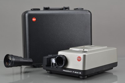 Lot 334 - A Leitz Pradovit P 600 IR Slide Projector
