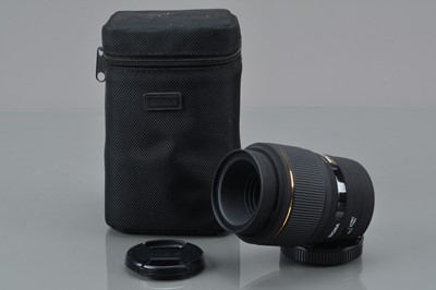 Lot 434 - A Sigma EX 105mm f/2.8 DG Macro Lens