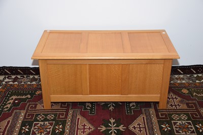 Lot 8 - A modern oak blanket chest