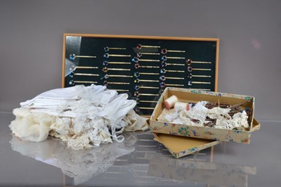Lot 179 - A collection of lace making items and lace and material