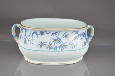 Lot 384 - A Victorian large Minton porcelain foot bath