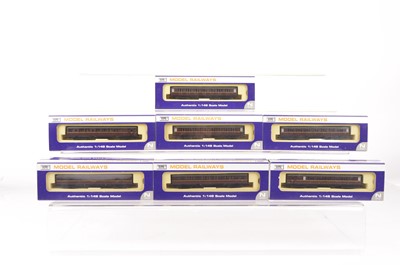 Lot 19 - Dapol N Gauge BR Maroon Coaches (7)