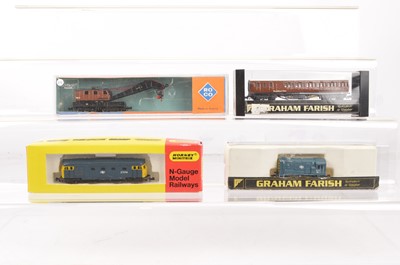 Lot 26 - N Gauge Diesel Locomotives and German Goods Crane