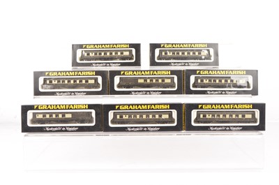Lot 34 - Graham Farish N Gauge Pullman Coaches (8)