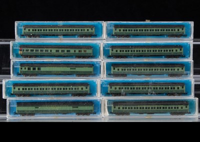 Lot 52 - Rivarossi N Gauge Crescent Limited Coaching Stock (10)