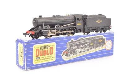 Lot 198 - Hornby-Dublo 00 Gauge 3-Rail 3224 BR black 2-8-0 8F Goods 48094 Locomotive and Tender