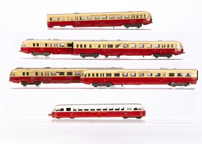 Lot 581 - Rivarossi HO Gauge Unboxed Italian Trans Europ Express and Italian Railcar (6)