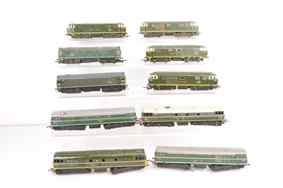 Lot 22 - Hornby Tri-ang  Diesel Locomotives  00 gauge (10)