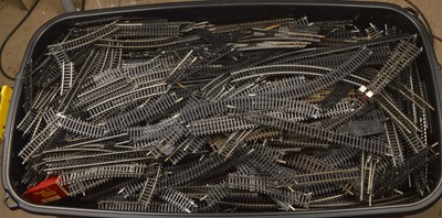 Lot 108 - Hornby 00 gauge System 6 track (qty)