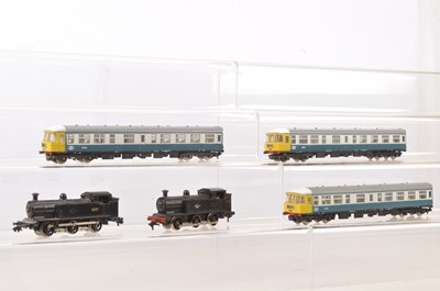 Lot 160 - Unboxed Trix (TTR) 00 Gauge 2-rail 12v DC Trans-Pennine DMU and 0-6-0T steam Locomotives (5)