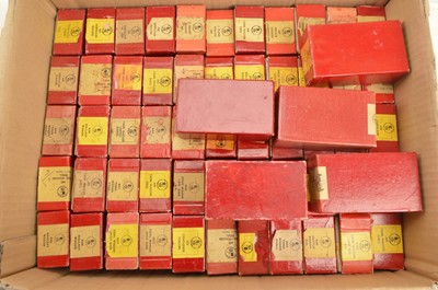 Lot 194 - Boxed Trix TTR 00 Gauge 4-wheel Freight Stock (60)
