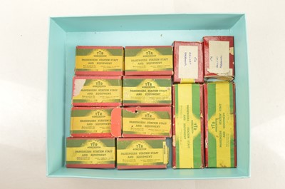 Lot 195 - Boxed Trix TTR 00 Scale Figures (12 boxes)