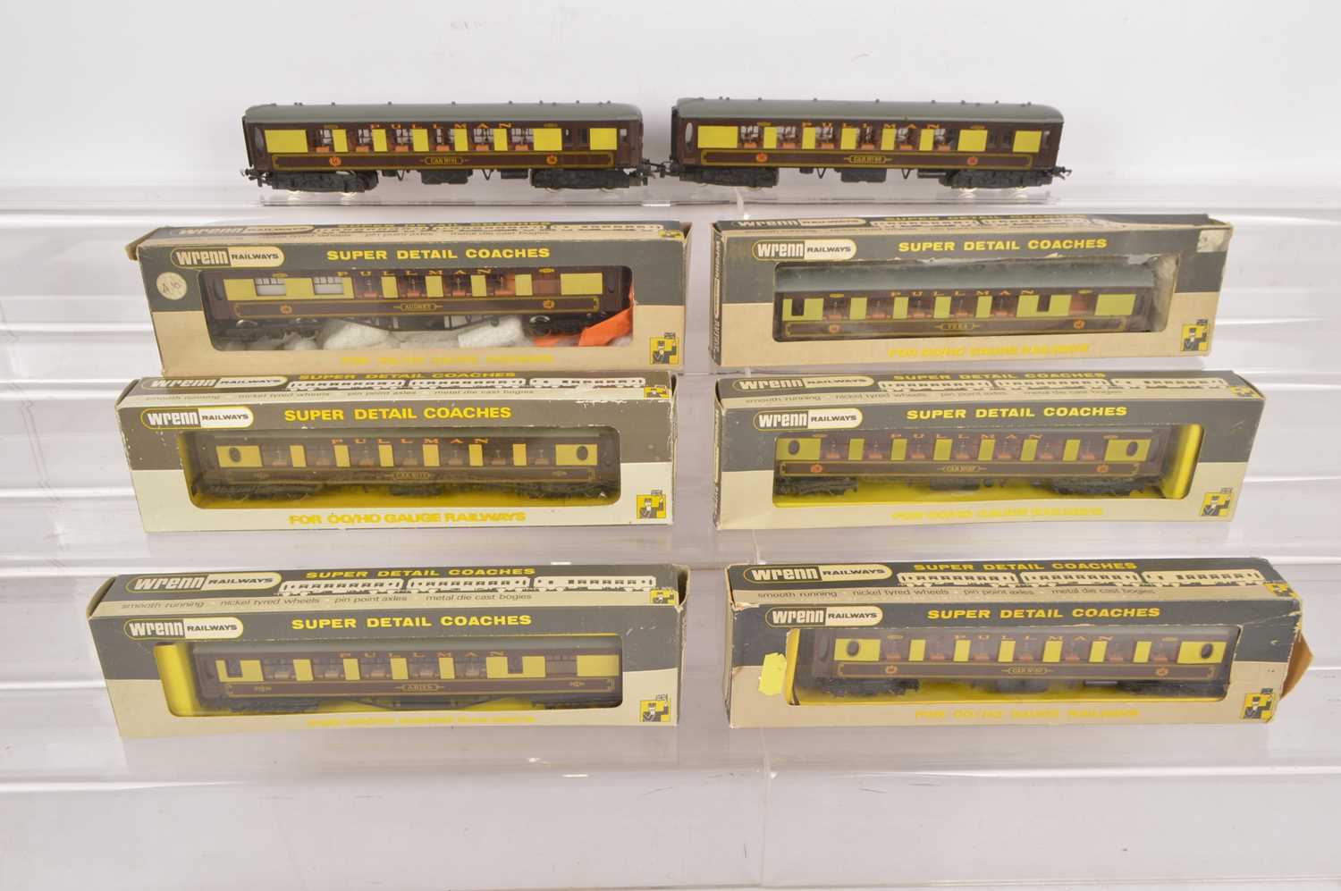 Lot 204 - Wrenn 00 gauge Brighton Belle Electric multiple unit with additional Pullman coaches  (8)