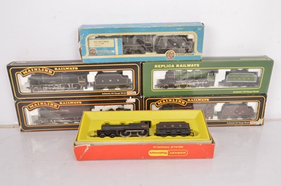 Lot 266 - Mainline Hornby Airfix Replica 00 gauge Steam locomotives and tenders in original boxes  (6)