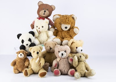 Lot 51 - A very large collection of modern manufactured teddy bears
