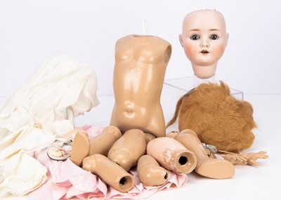 Lot 90 - An Adolf Heller child doll
