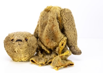 Lot 233 - A 1930s teddy bear