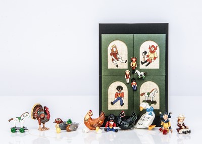 Lot 349 - Twelve Hantel Miniatures