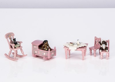 Lot 357 - A Hantel Miniatures Nursey group