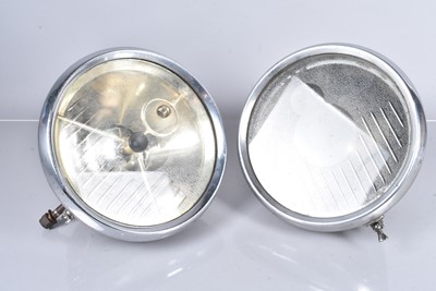 Lot 556 - A Lucas P100 Bullseye Car lamp
