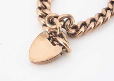 Lot 16 - A 9ct gold curb linked bracelet