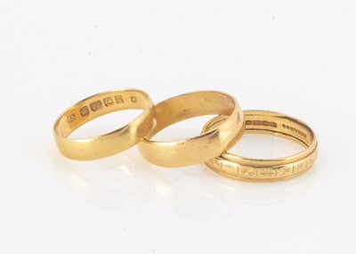 Lot 47 - Three 22ct gold wedding bands