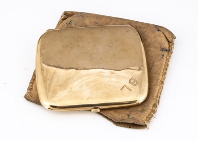 Lot 49 - An Art Deco 9ct yellow gold cigarette case