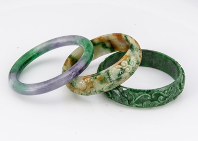 Lot 81 - A jadeite jade Chinese bangle