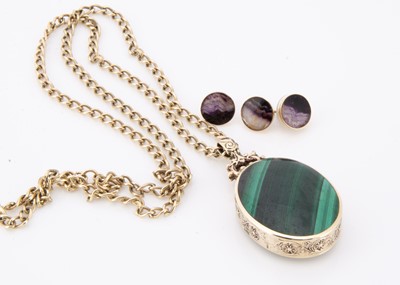 Lot 90 - A large blue john and malachite 9ct gold locket