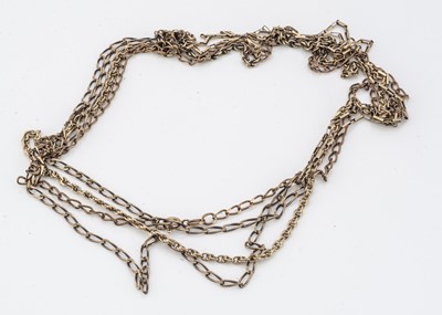 Lot 156 - A collection of 9ct gold curb link oval and rectangular link necklaces