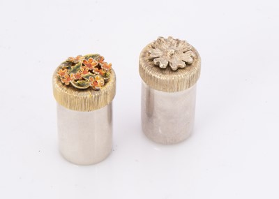 Lot 316 - Two miniature modern silver cannisters by Stuart Devlin