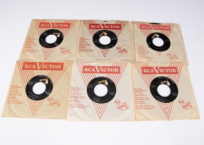 Lot 41 - Elvis Presley 7" Singles