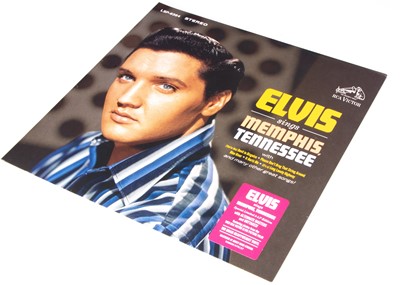 Lot 162 - Elvis Presley LP