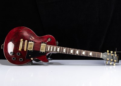 Lot 583 - Gibson Studio Electric Guitar