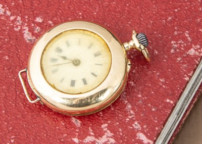 Lot 55 - An Edwardian 18ct gold lady's pocket watch