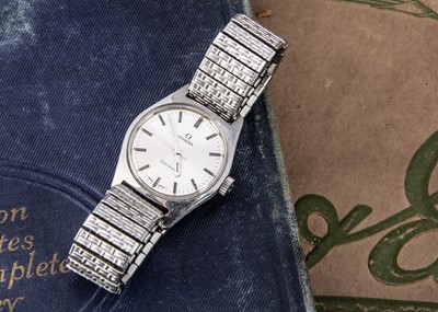 Lot 102 - A 1970s Omega manual wind stainless steel wrsiwatch head