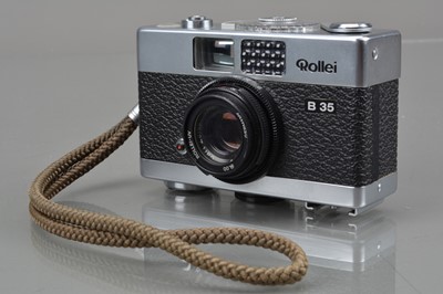Lot 93 - A Rollei B 35 Compact Camera