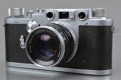 Lot 111 - A Showa Optical Leotax T Rangefinder Camera