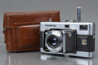 Lot 141 - A Voigtländer Vitessa Rangefinder Camera