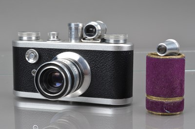 Lot 143 - A Corfield Periflex I Camera