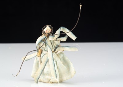 Lot 52 - A small 19th century Grodnerthal dolls’ house doll